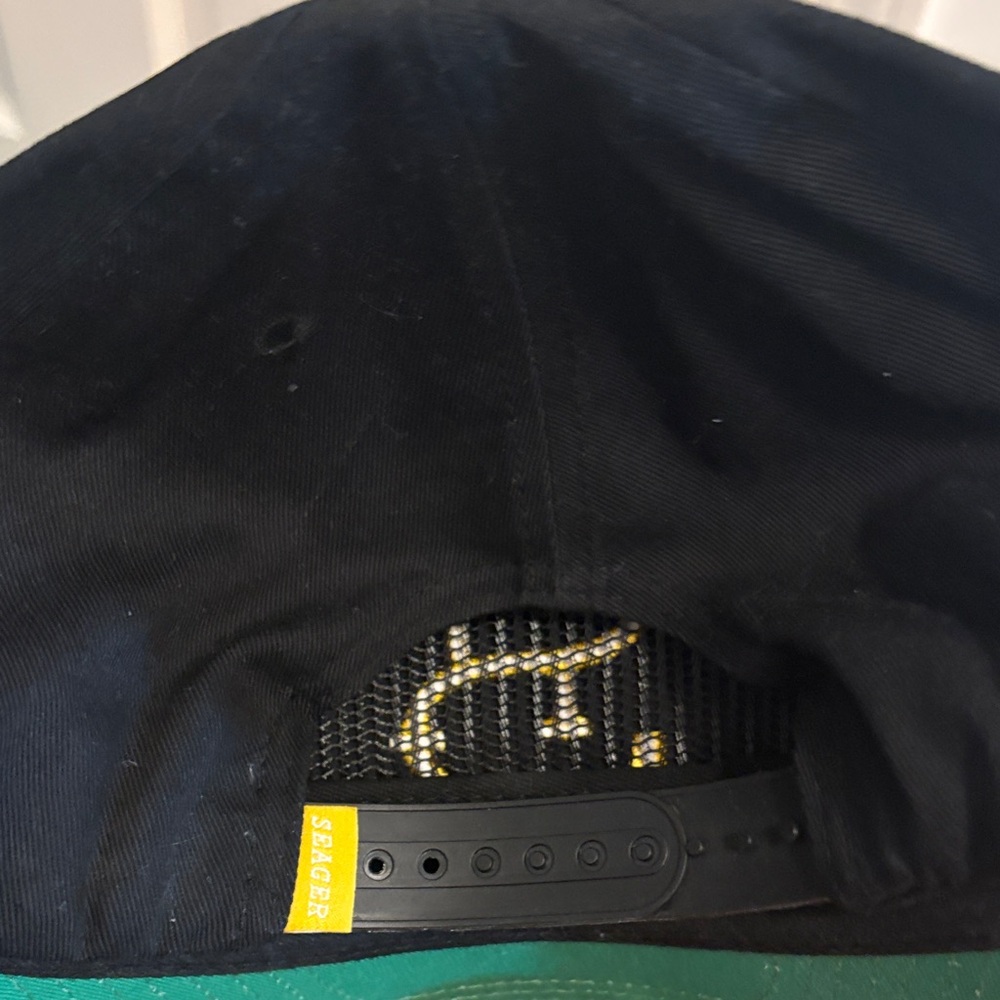 Seager Cap with Yellow Embroidered 'S' Logo - Picture 2 of 3